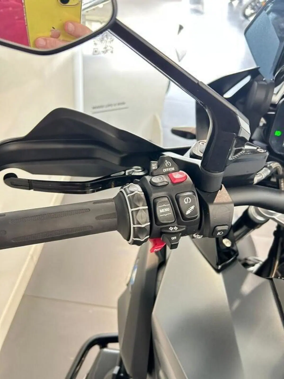 Bmw R 1250 GS (2021 - 24) (2)