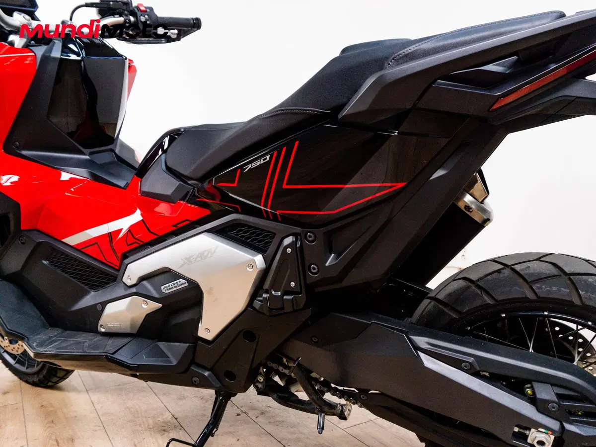 Honda X-ADV 750 Gravel (2025 - 26) (10)