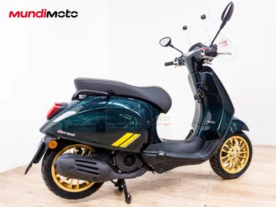Vespa Sprint 125 3V Racing Sixties (2021 - 22) usata