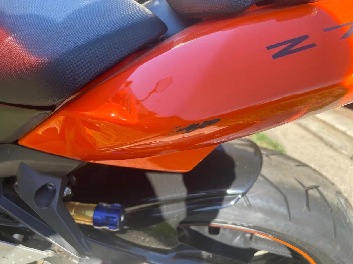 Kawasaki Z 750 (2007 - 14) (8)