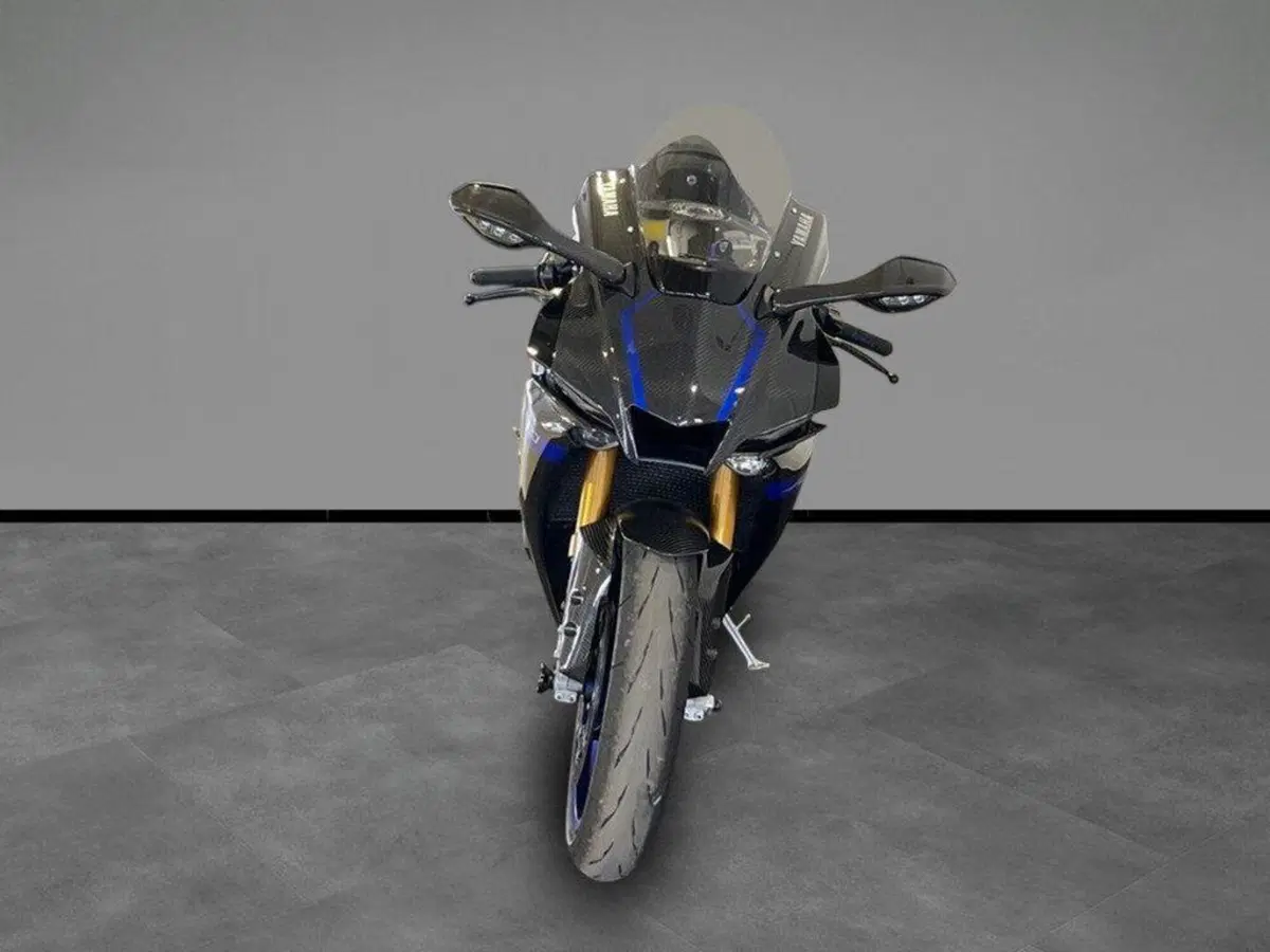 Yamaha YZF R1M (2020 - 25) (3)