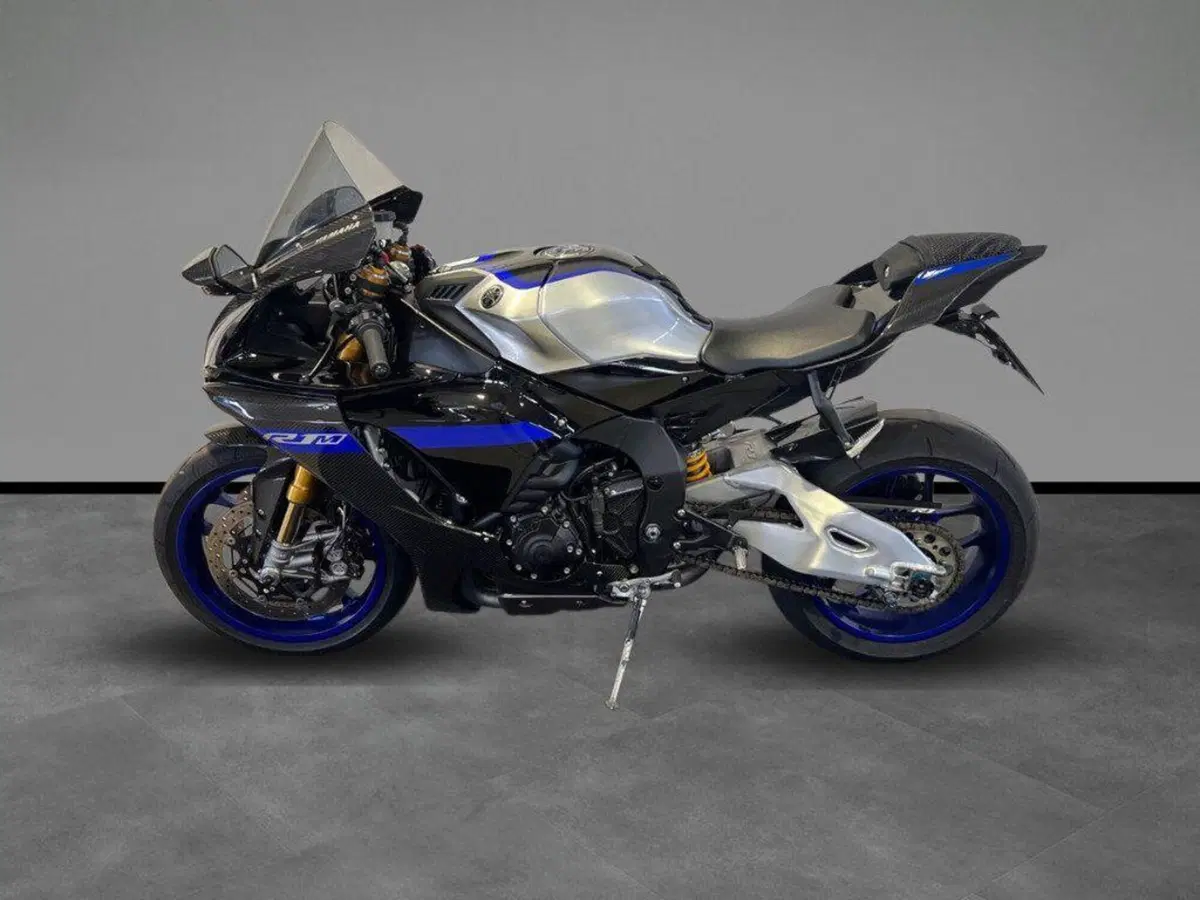 Yamaha YZF R1M (2020 - 25) (2)