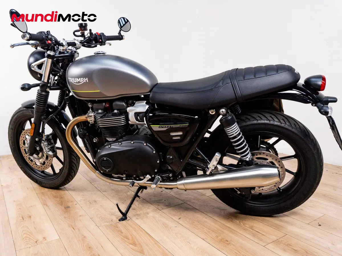 Triumph Speed Twin 900 (2023 - 24) (7)