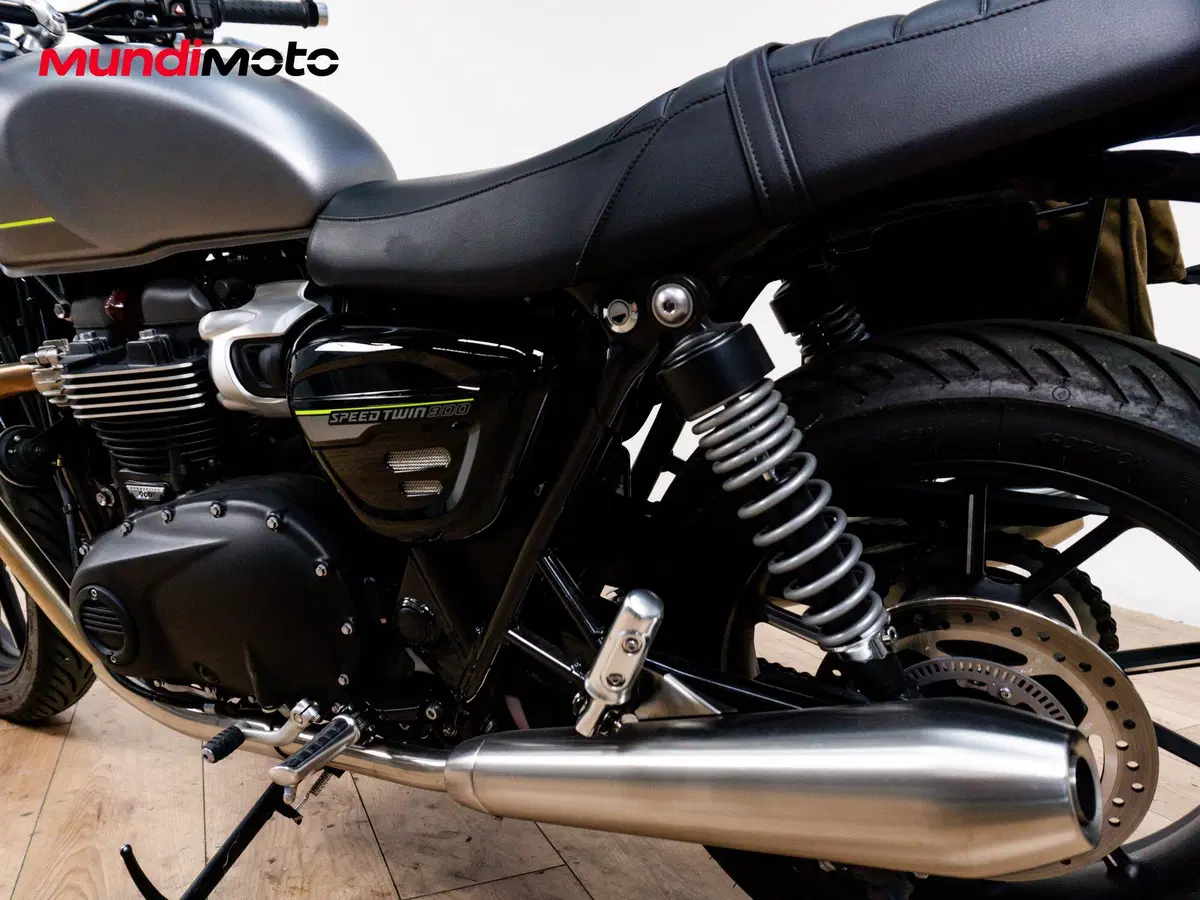 Triumph Speed Twin 900 (2023 - 24) (10)