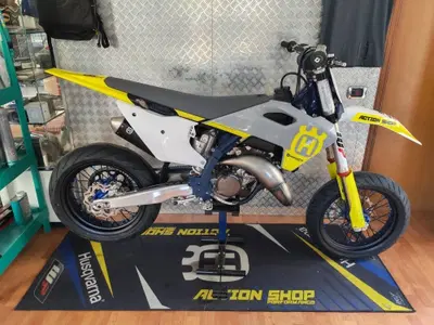 Husqvarna SM 125 usata