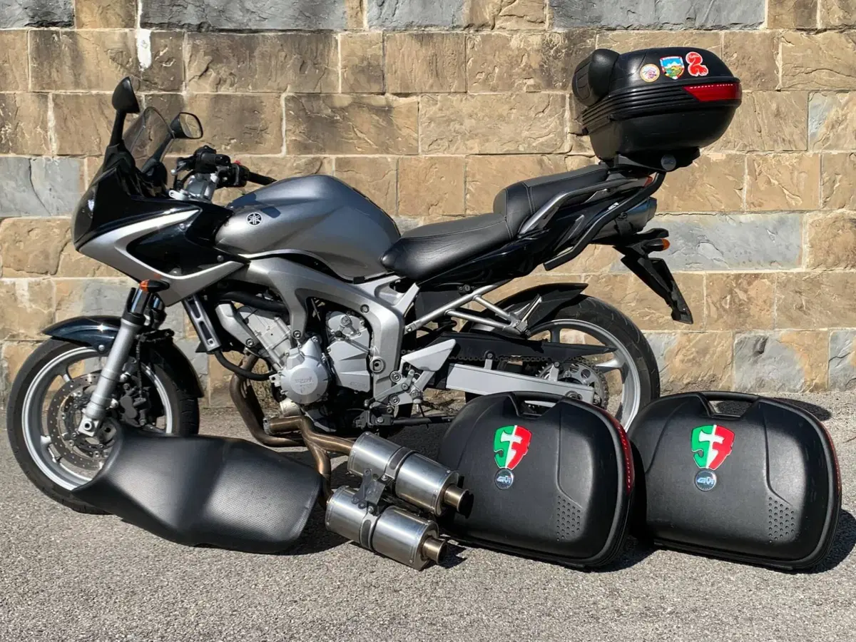 Yamaha FZ6 Fazer (2004 - 07) (5)