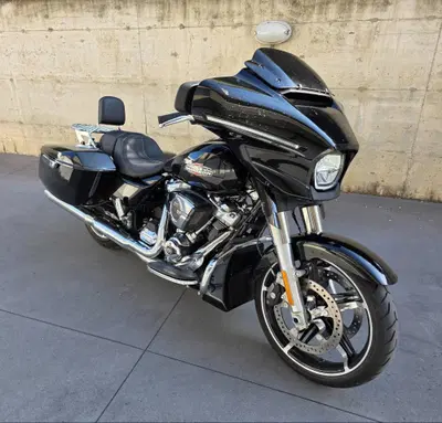 Harley-Davidson Street Glide (2024 - 26) usata