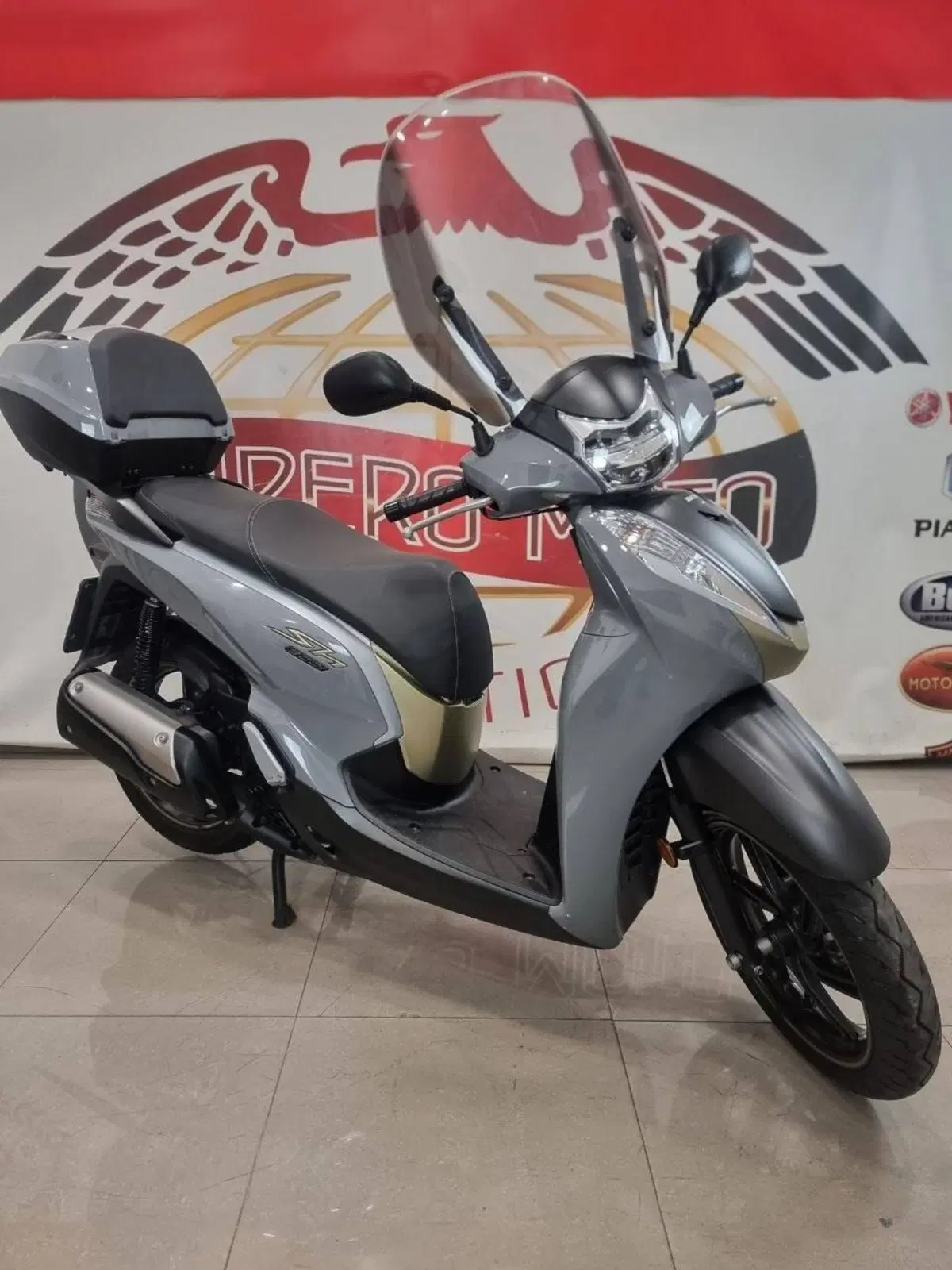 Honda SH 300 i Sport ABS (2018 - 20) (3)