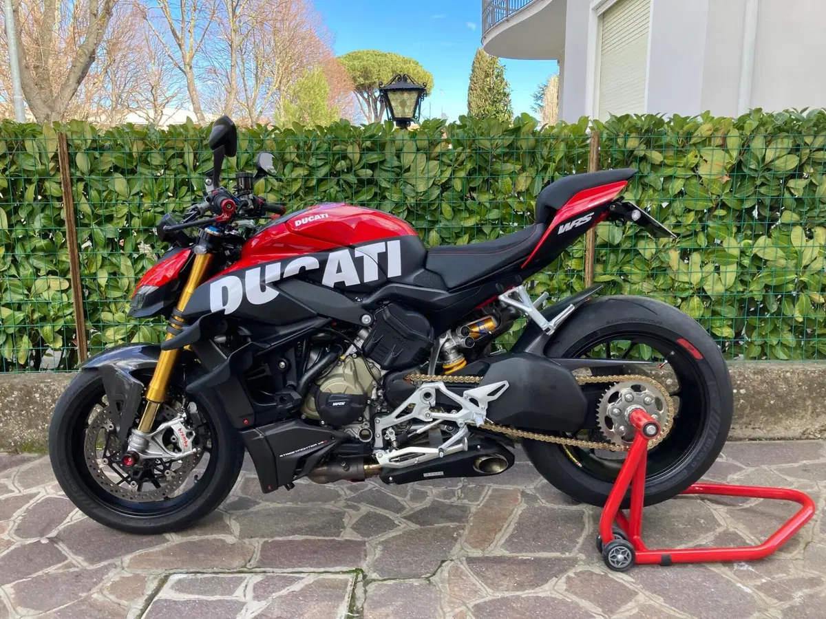 Ducati Streetfighter V4 1100 S (2020) (4)