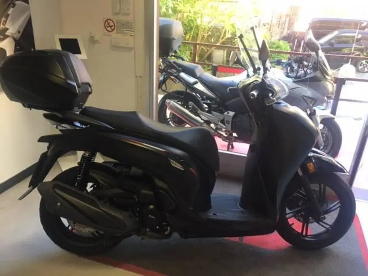 Honda SH 350 Sport (2021 - 24) (2)