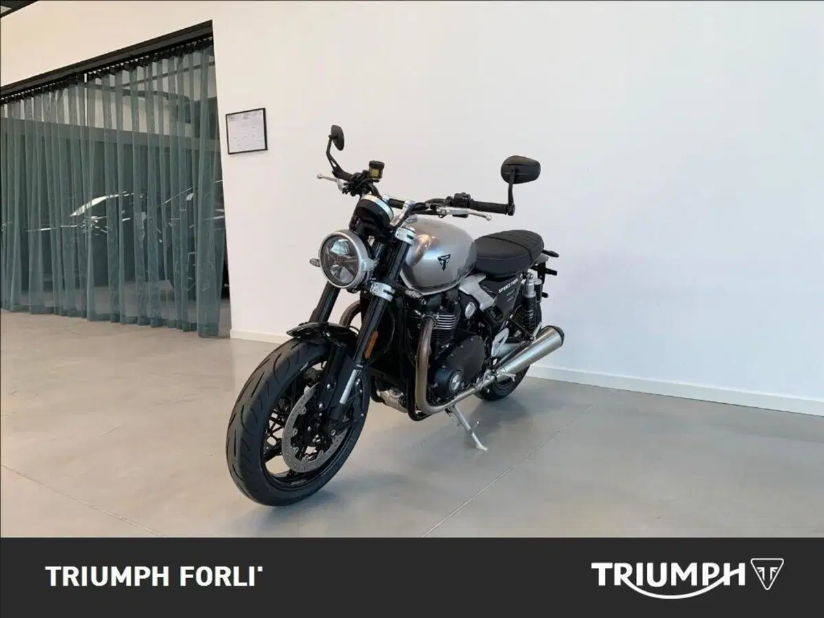 Triumph Speed Twin 1200 (2025 - 26) (3)
