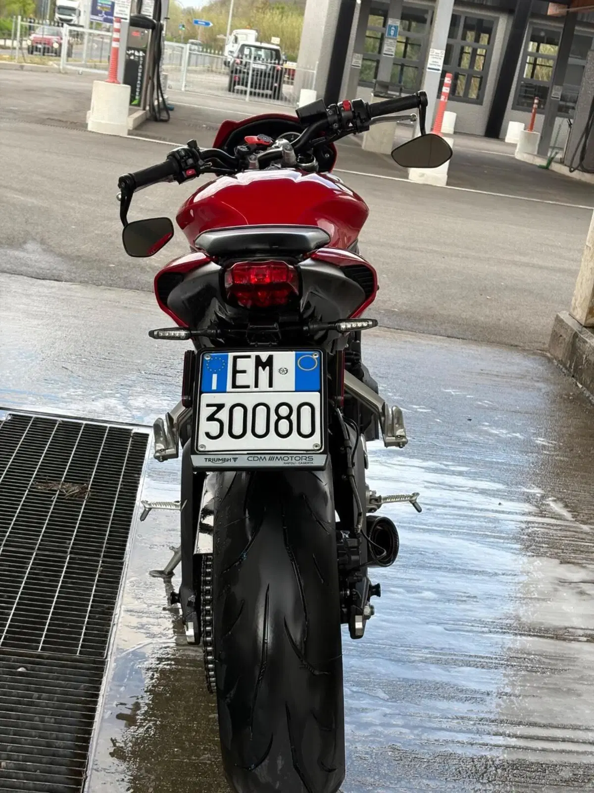 Triumph Street Triple S (2017 - 19) (2)