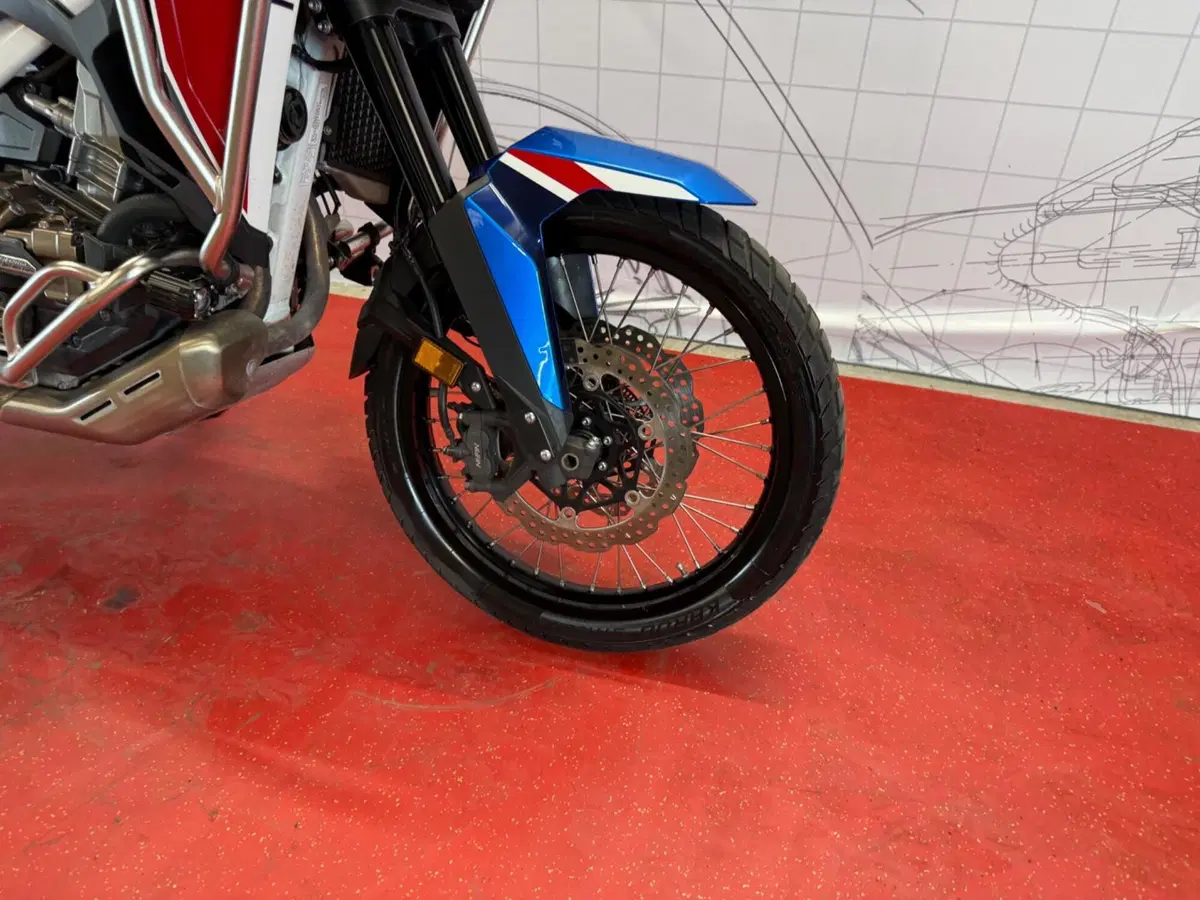 Honda Africa Twin CRF 1100L Urban DCT (2022 - 23) (7)