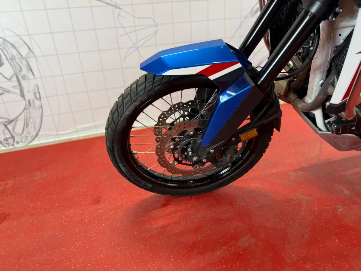 Honda Africa Twin CRF 1100L Urban DCT (2022 - 23) (12)
