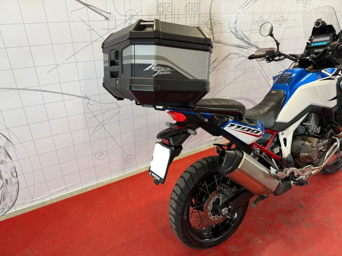 Honda Africa Twin CRF 1100L Urban DCT (2022 - 23) (11)