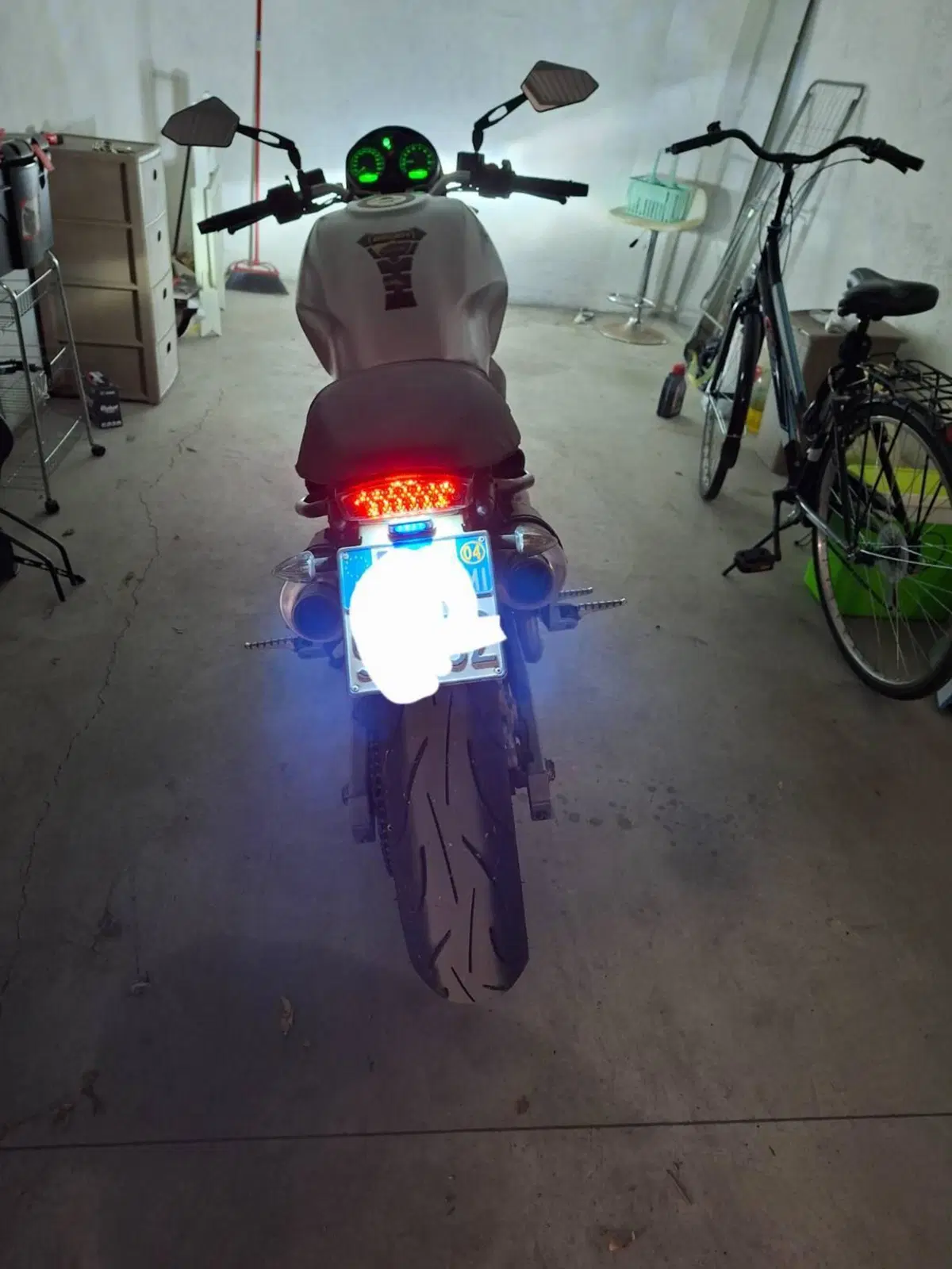 Ducati Monster 620 I.E. Dark (2002) (4)