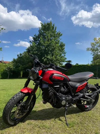 Ducati Scrambler 800 Full Throttle (2023 - 24) usata