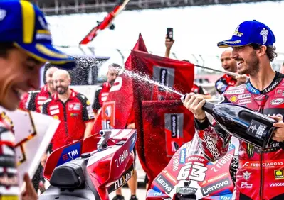 MotoGP 2026. GP di Ungheria a Balaton. Pecco Bagnaia: Non giocherei mai a poker con Marc Marquez