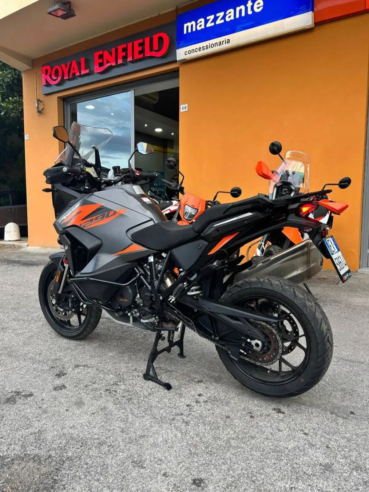 KTM 1290 Super Adventure S (2021) (3)