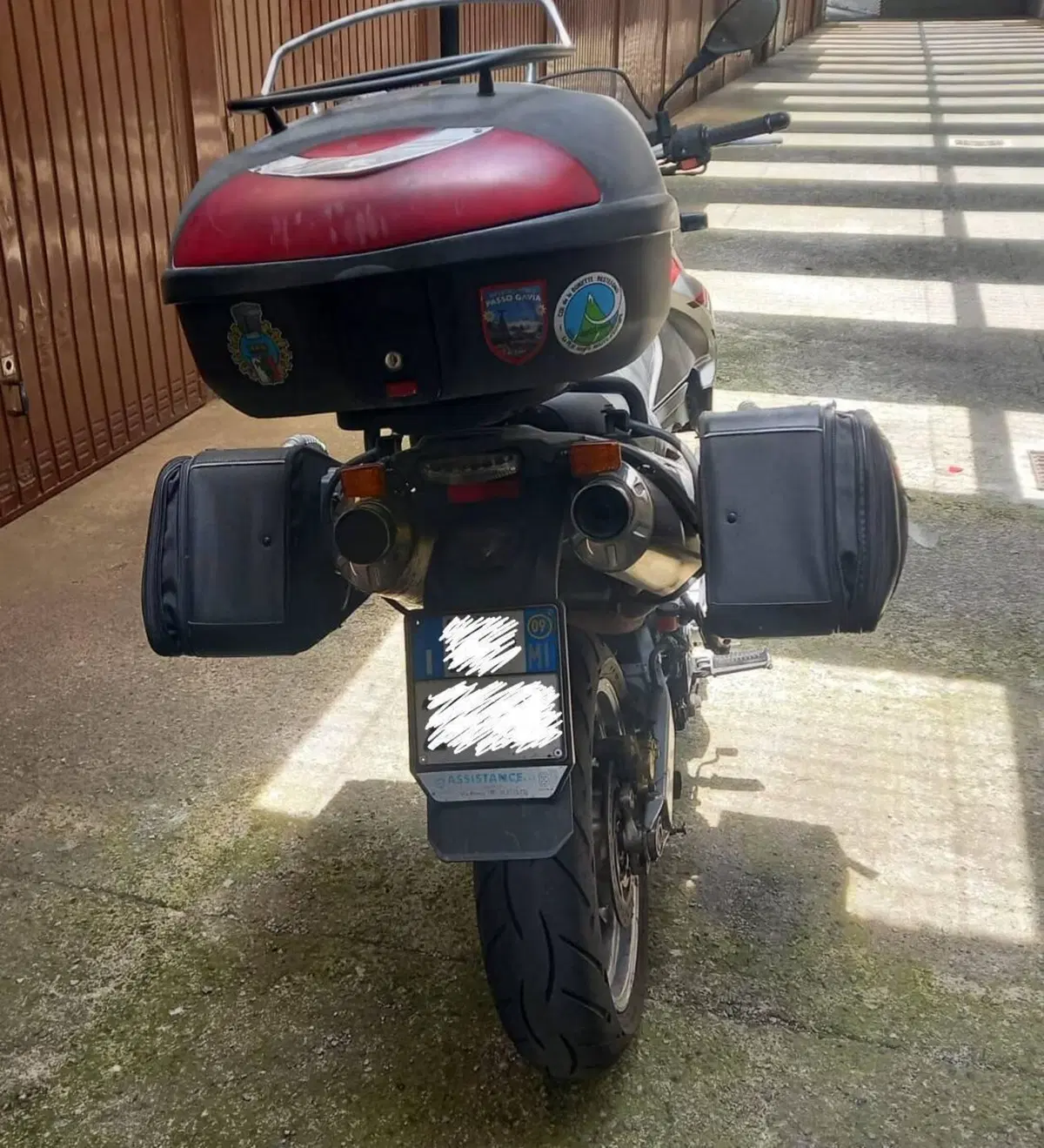 Aprilia Pegaso 650 Strada (2005 - 11) (4)