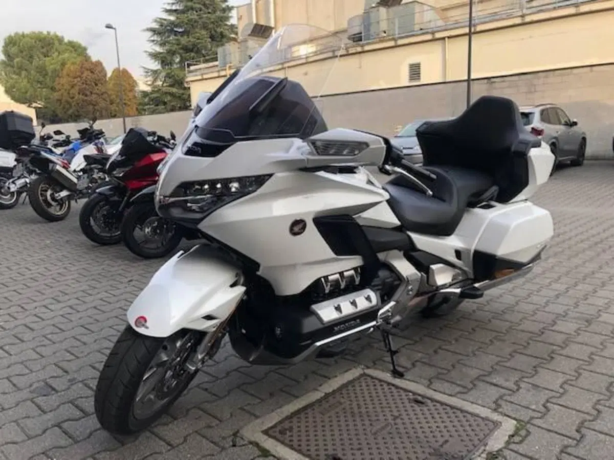 Honda GL 1800 Gold Wing (2018 - 20) (3)