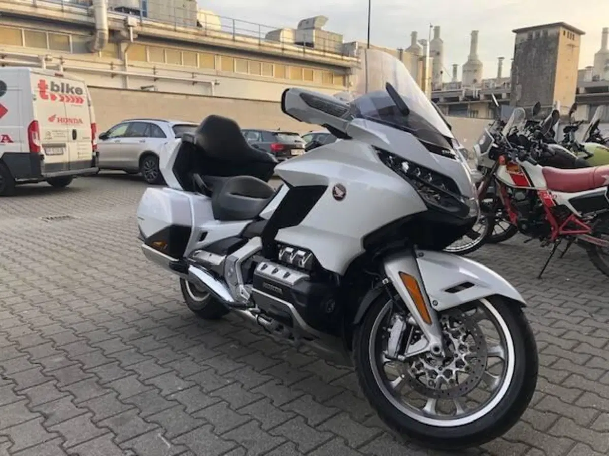 Honda GL 1800 Gold Wing (2018 - 20) (4)