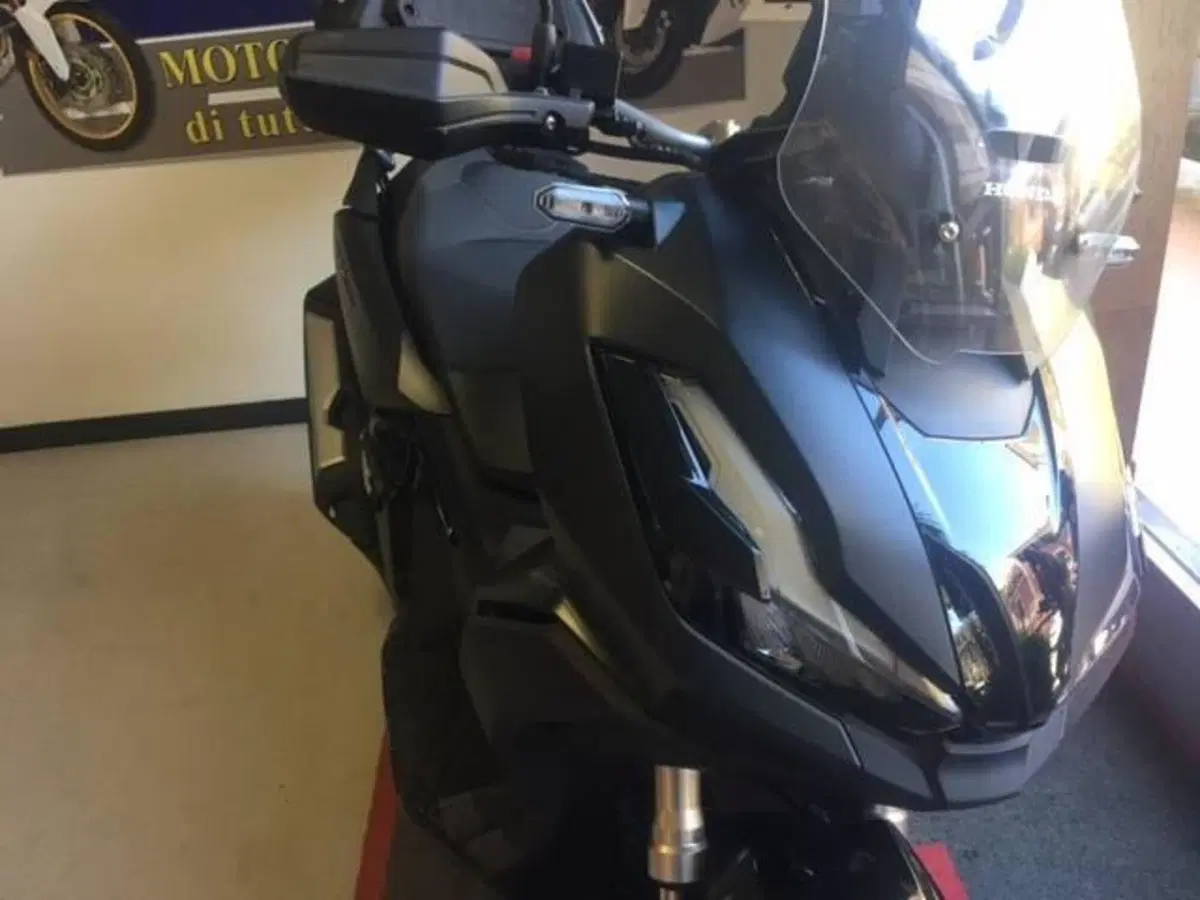Honda ADV 350 (2025 - 26) (2)