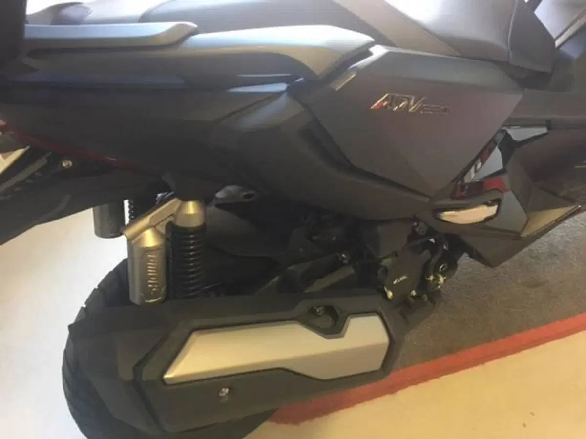Honda ADV 350 (2025 - 26) (3)