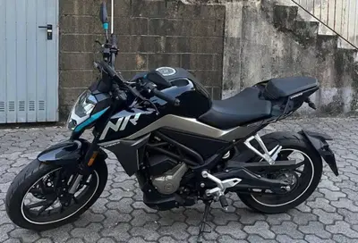 CFMOTO 300NK (2021 - 26) usata
