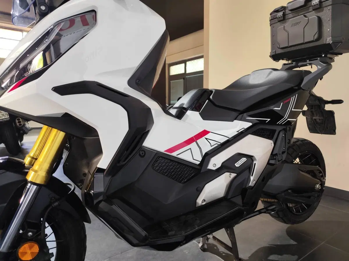 Honda X-ADV 750 DCT (2021 - 24) (5)