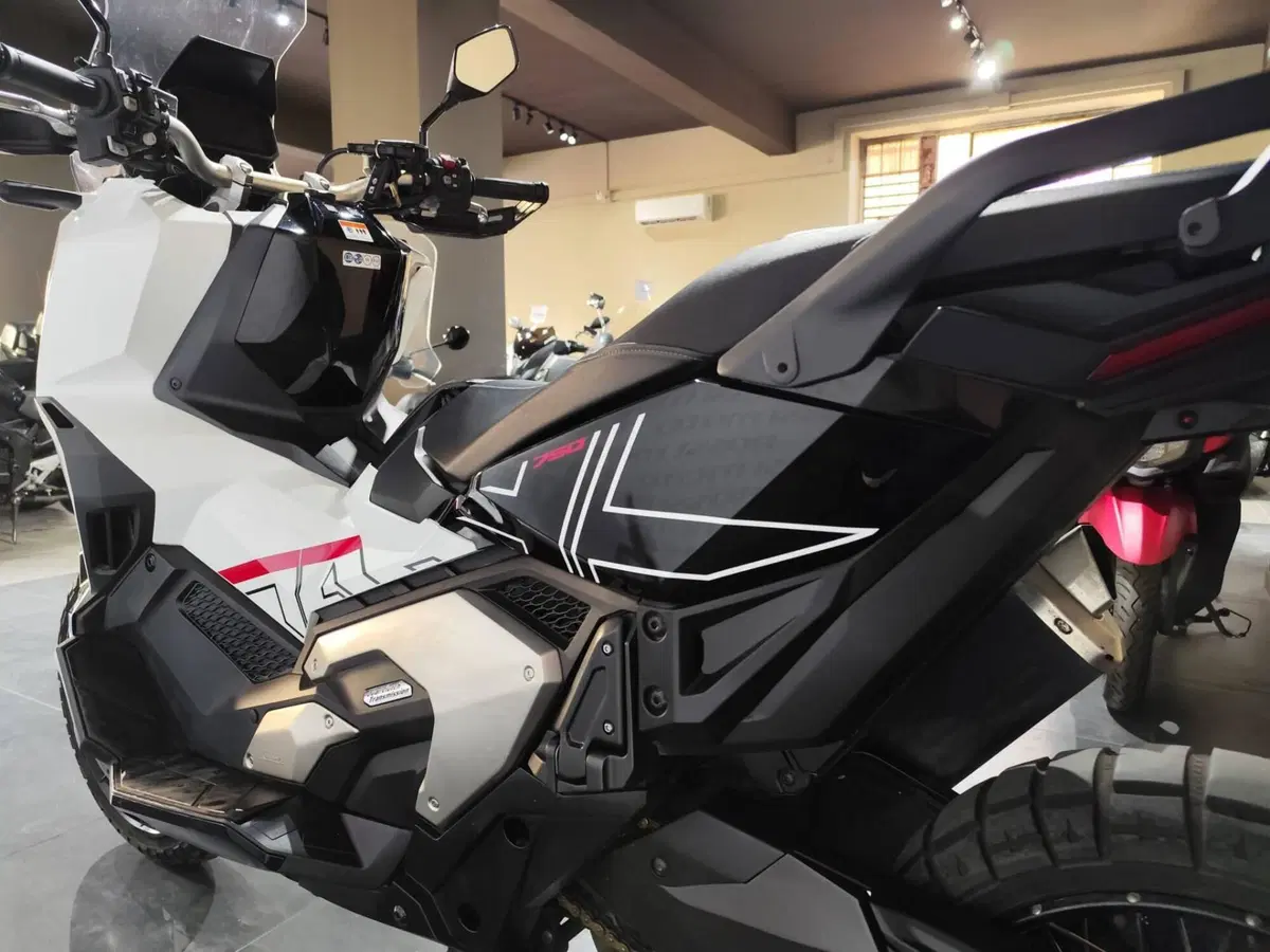 Honda X-ADV 750 DCT (2021 - 24) (6)