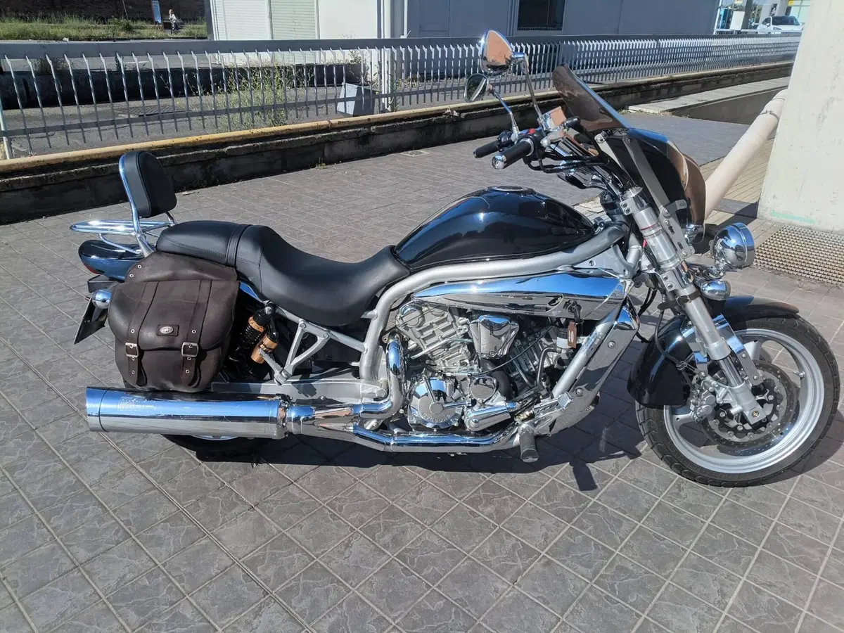 Hyosung Aquila 650 GV (2006 - 16) (5)
