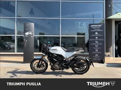 Husqvarna Vitpilen 401 (2024 - 26) usata