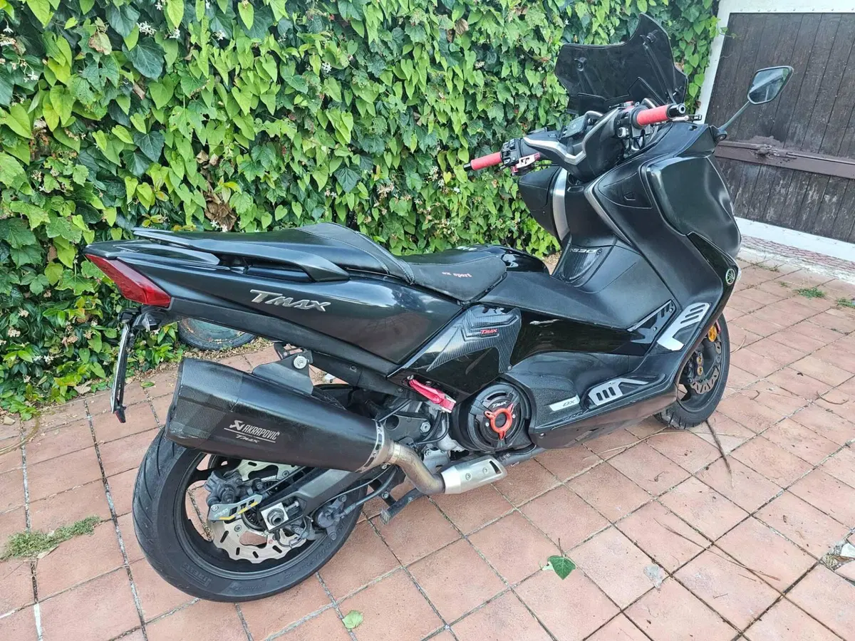 Yamaha T-Max 530 DX (2017 - 19)