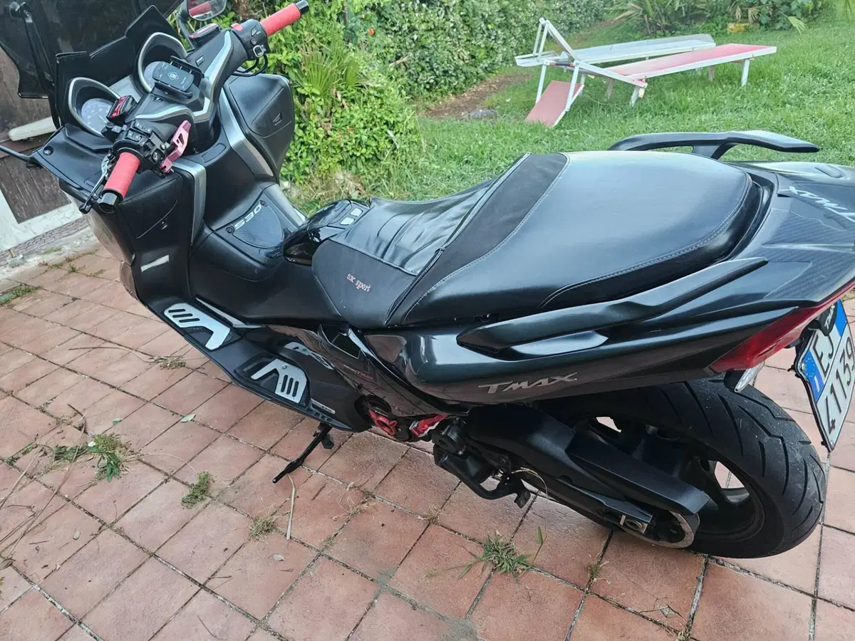 Yamaha T-Max 530 DX (2017 - 19) (3)