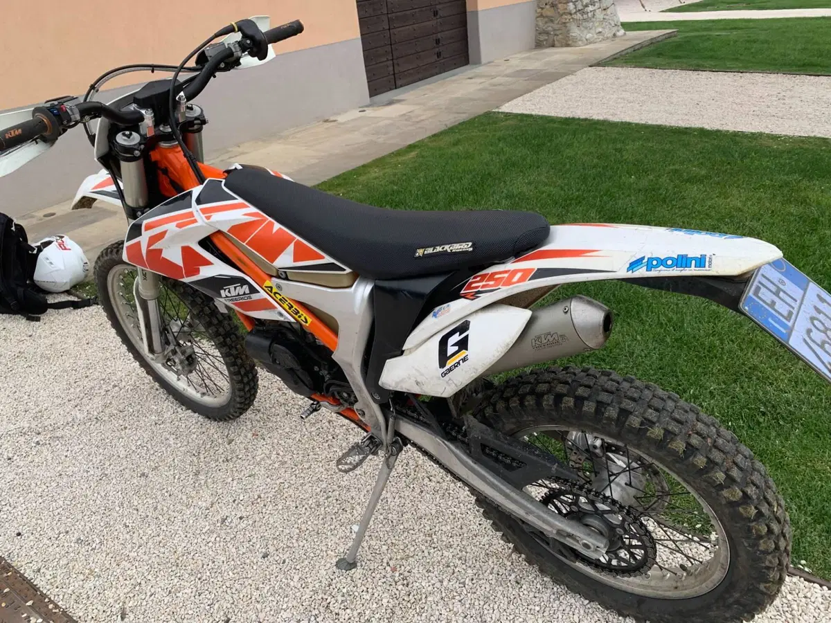 KTM Freeride 250 R (2013 - 17) (8)