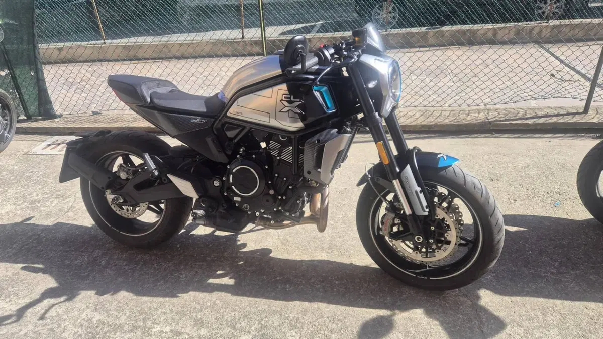 CFMOTO 700CL-X Sport (2022 - 26) (2)
