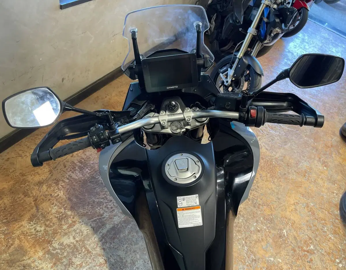 CFMOTO 800MT Touring (2022 - 26) (8)
