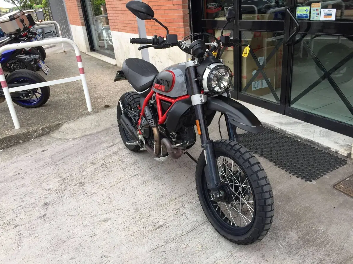 Ducati Scrambler 800 Desert Sled (2017 - 20) (2)