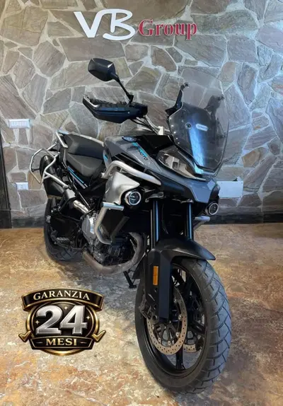 CFMOTO 800MT Touring (2022 - 26) usata