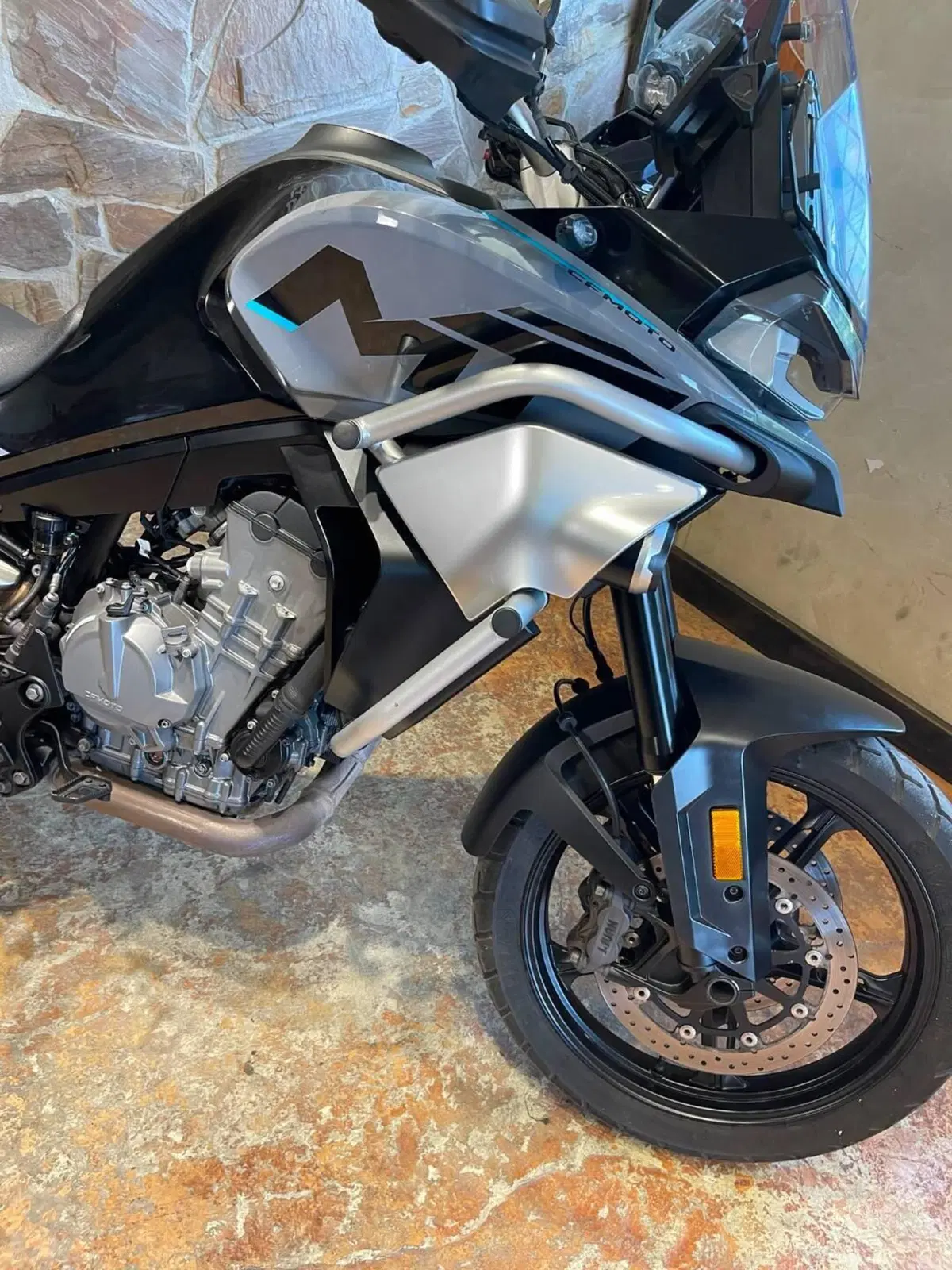 CFMOTO 800MT Touring (2022 - 26) (15)