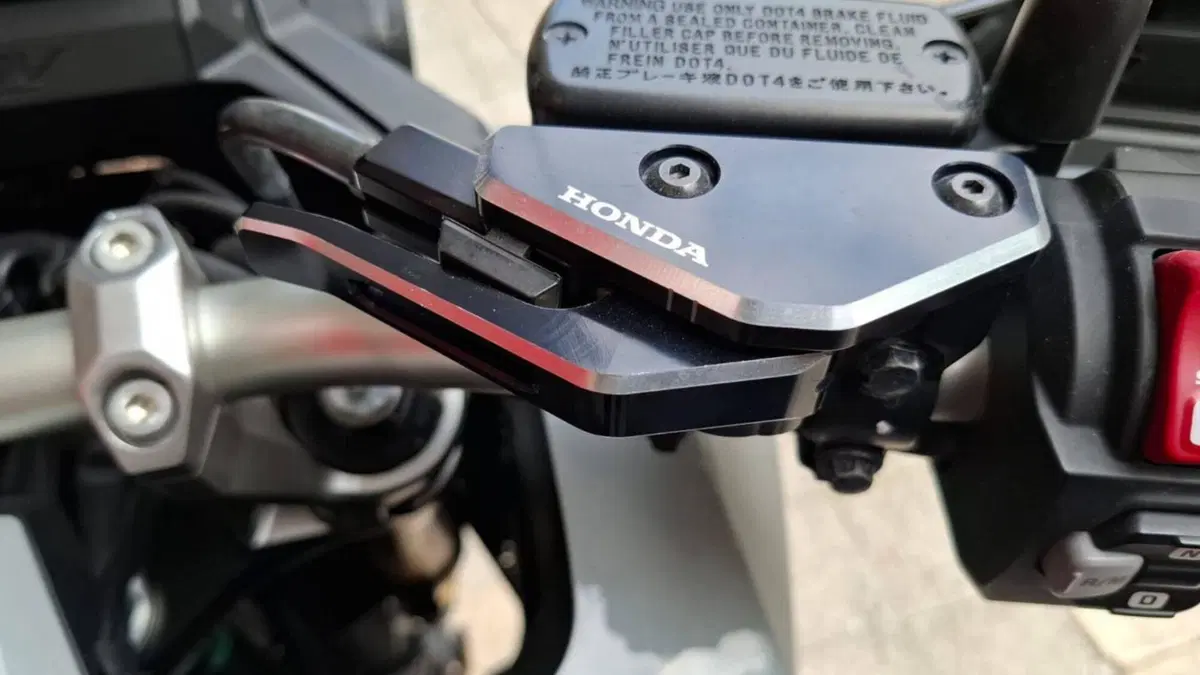Honda X-ADV 750 (2018 - 20) (12)