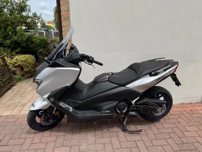 Yamaha T-Max 530 SX Sport Edition (2018 - 19) usata