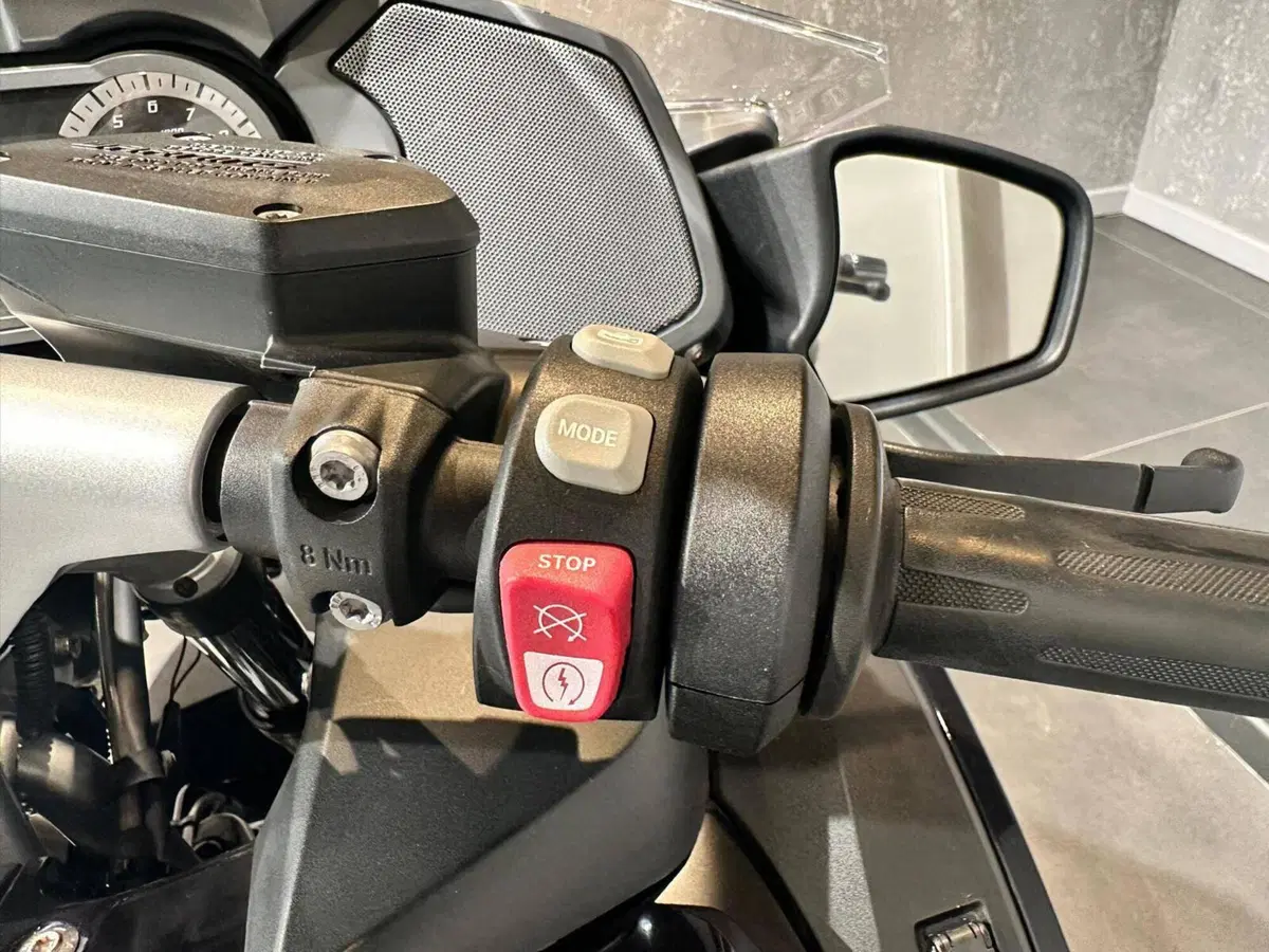Bmw R 1200 RT (2017 - 18) (8)