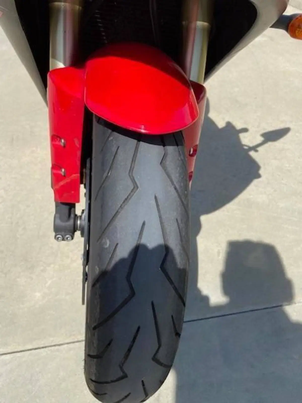 Yamaha YZF R1 (2004 - 05) (11)