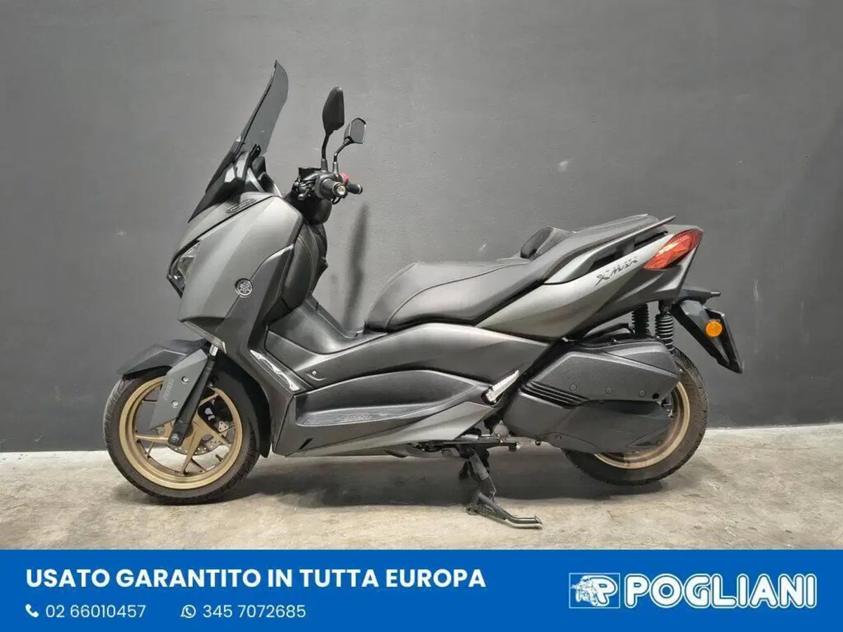 Yamaha X-Max 300 Tech Max (2021 - 24) (5)