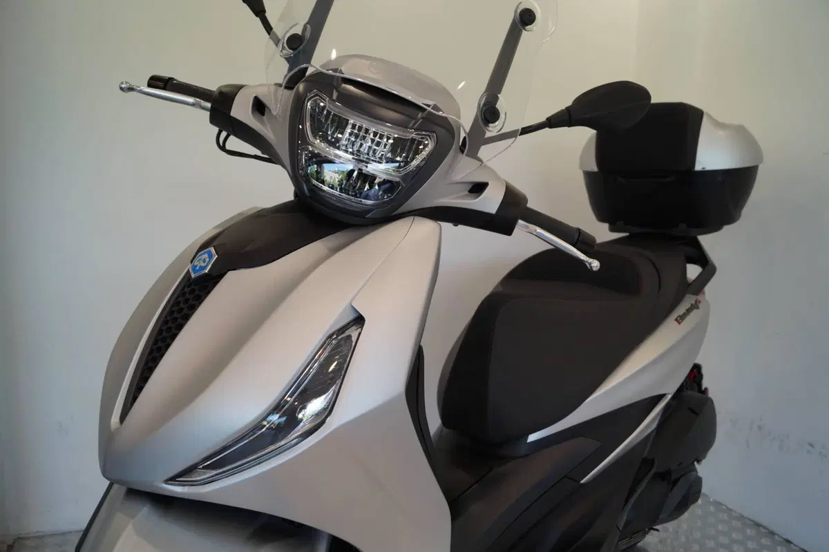 Piaggio Beverly 300 S ABS-ASR (2021 - 25) (7)