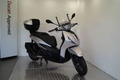 Piaggio Beverly 300 S ABS-ASR (2021 - 25) usata