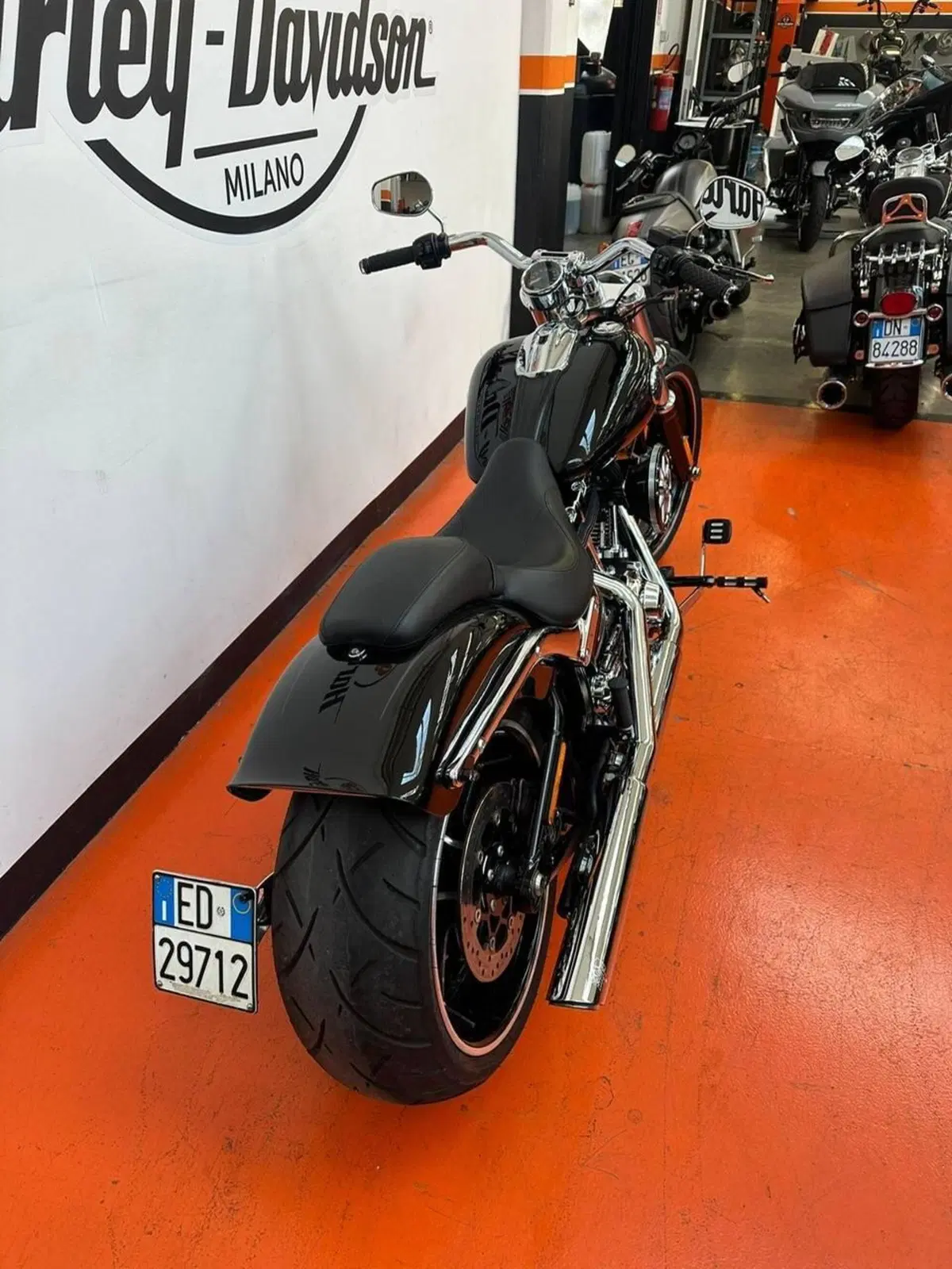 Harley-Davidson 1690 Breakout (2013 - 17) - FXSB (2)