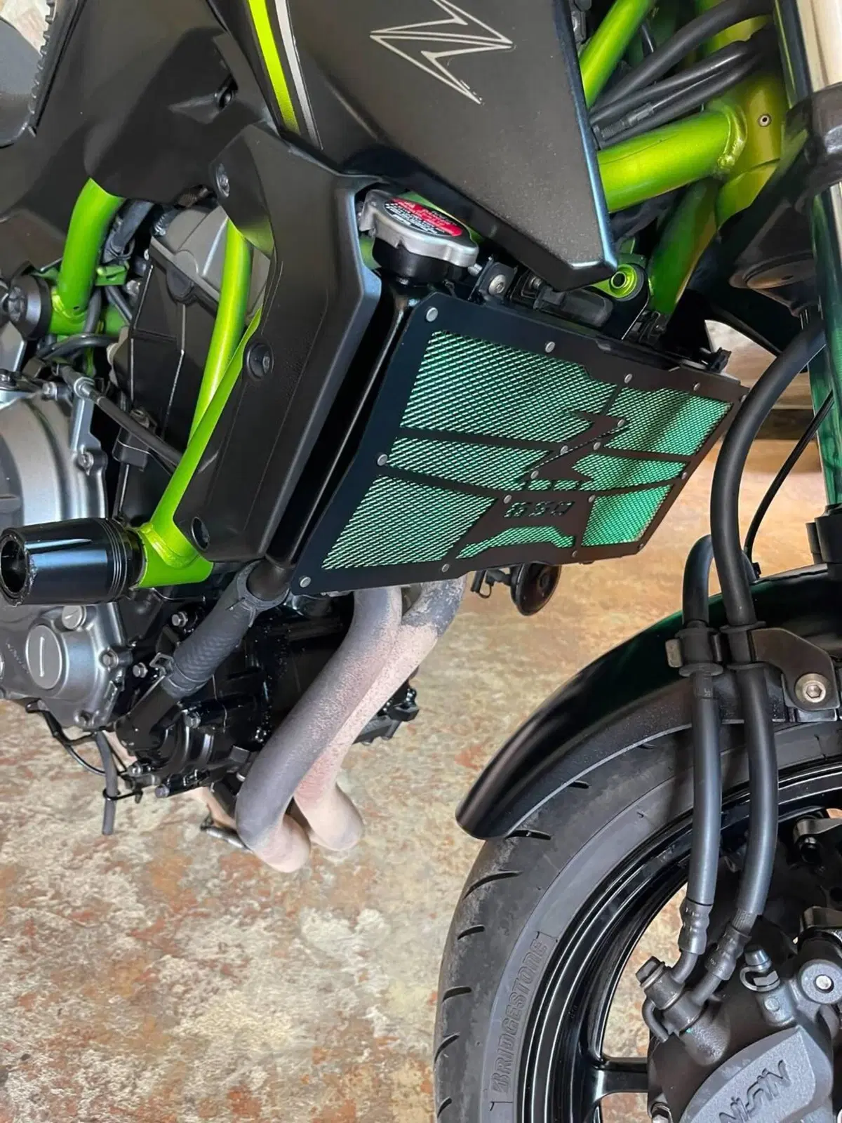 Kawasaki Z 650 (2017 - 19) (10)
